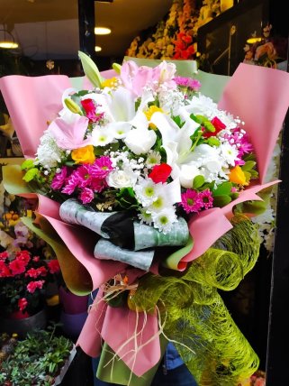 Pembeli Beyazlı Buket, Eskişehir Çiçekçi